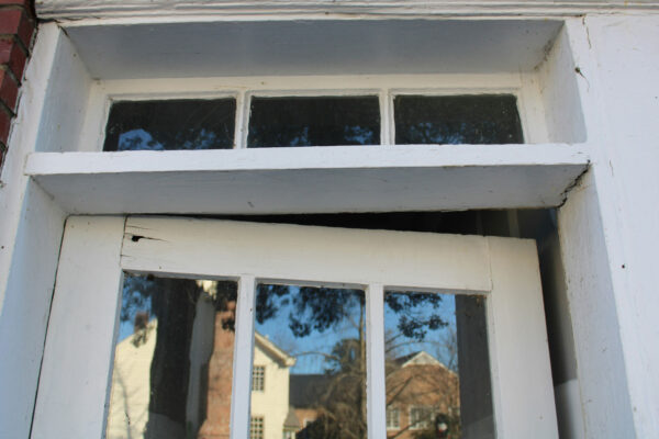 Misaligned-Door_Cracked-Frame